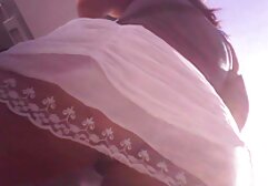 Hermosa universidad niñas espectáculo nosotros su culo shaking habilidades cholas con polleras follando